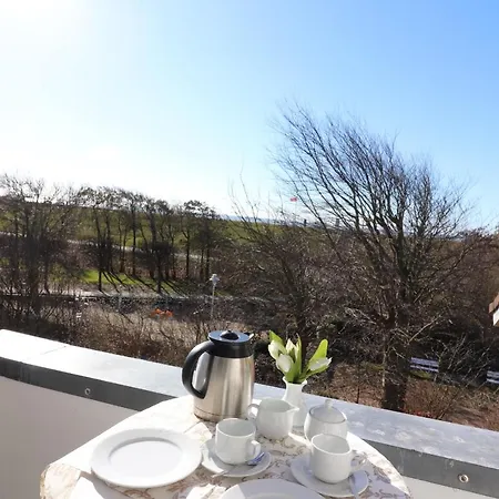 Haus Am Kurpark 26 *